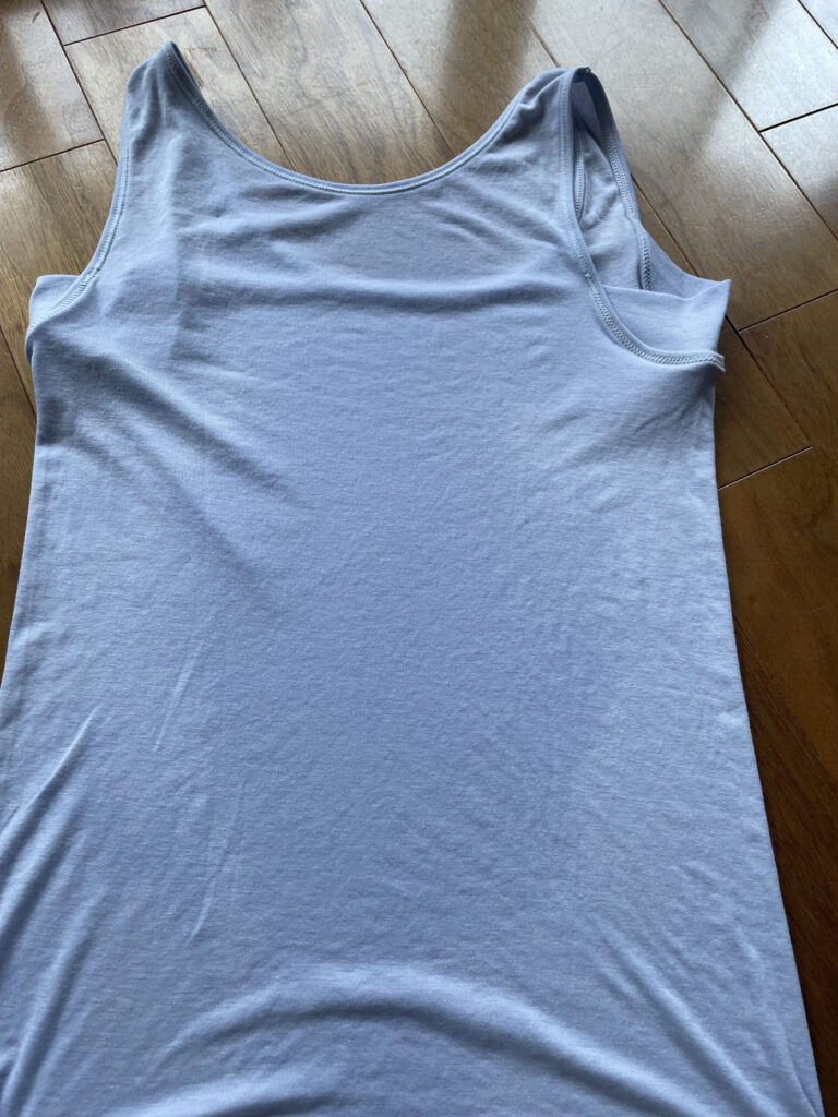 Gunze Asedoron Tank Top 背面